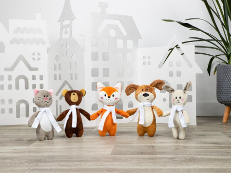 Мягкая игрушка Beastie Toys, мишка с белым шарфом