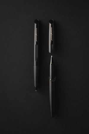 Шариковая ручка PININFARINA PF Two BLACK
