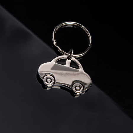 Брелок TITAN AUTO; 4,2 x 3 x 0,4 см; металл